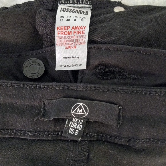 NWOT | Missguided Denim Mini Skirt | US 8 - Picture 4 of 4